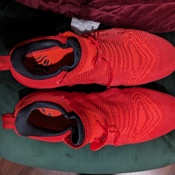 Nike Kobe A.D. NXT 2017 red basketball shoe - Picture 5 of 6